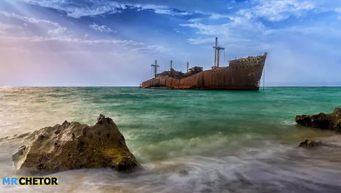 ساحل کشتی یونانی کیش